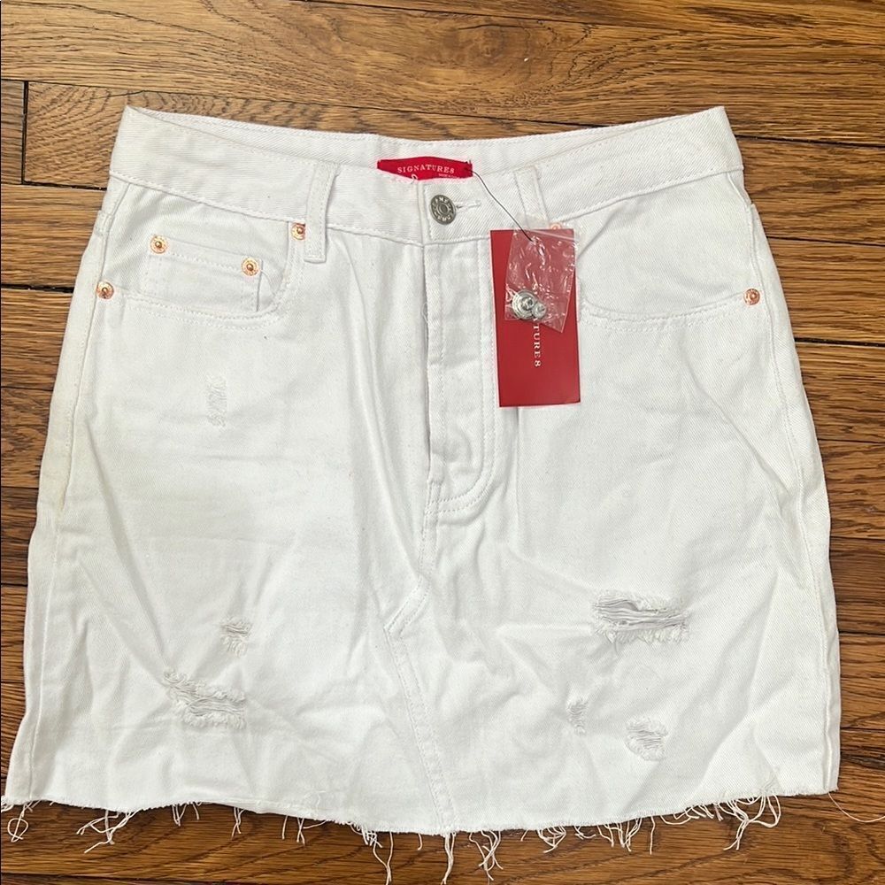 Signature8 White Mini Skirt Casual